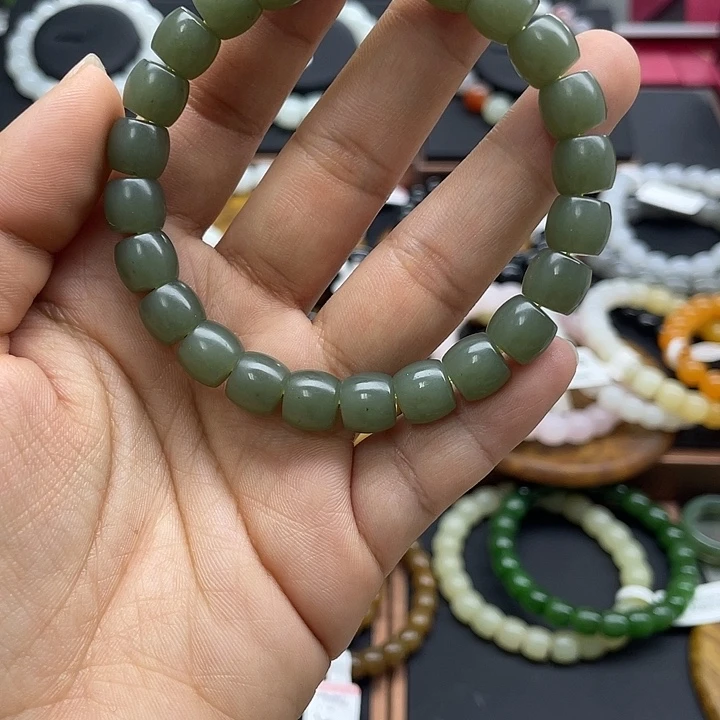 和田玉未镶嵌手串