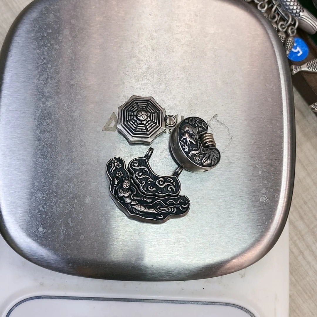 无合金三个一起拍，发货注意面上别有小坑