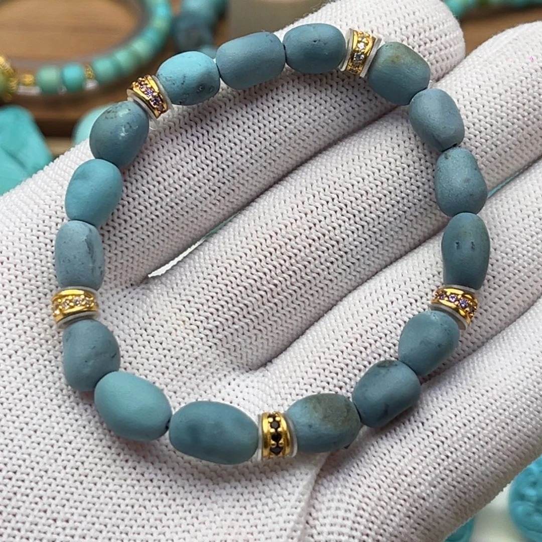 绿松石未镶嵌珠宝奇石