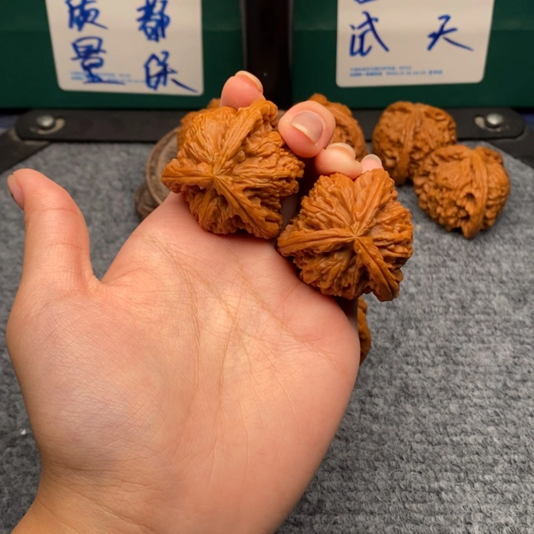 【闪购商品】吊坠文玩核桃横**风