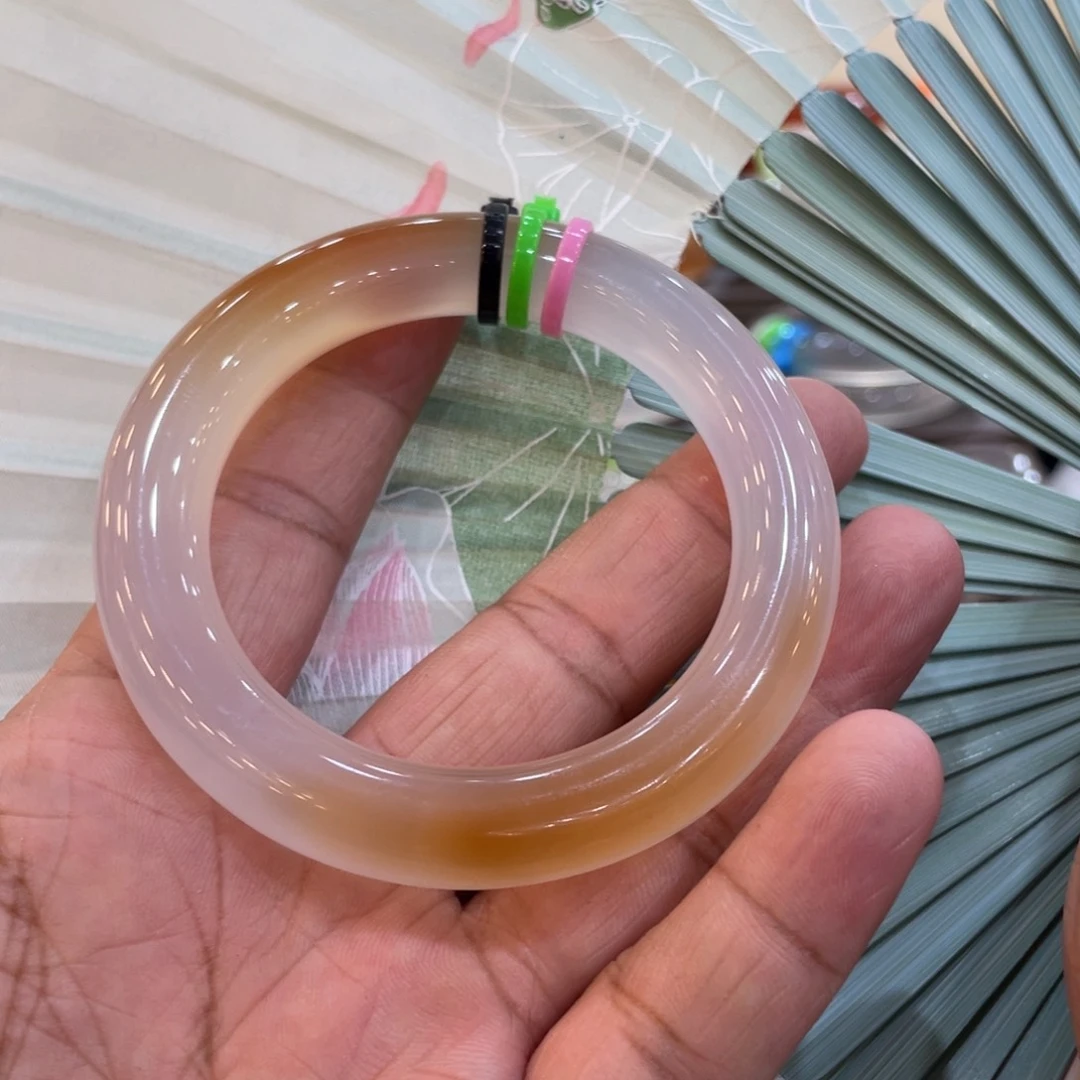 玛瑙/玉髓手镯未镶嵌B****g