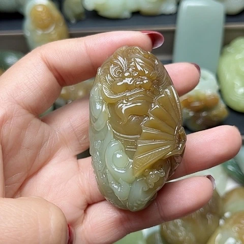 颈饰未镶嵌和田玉同*