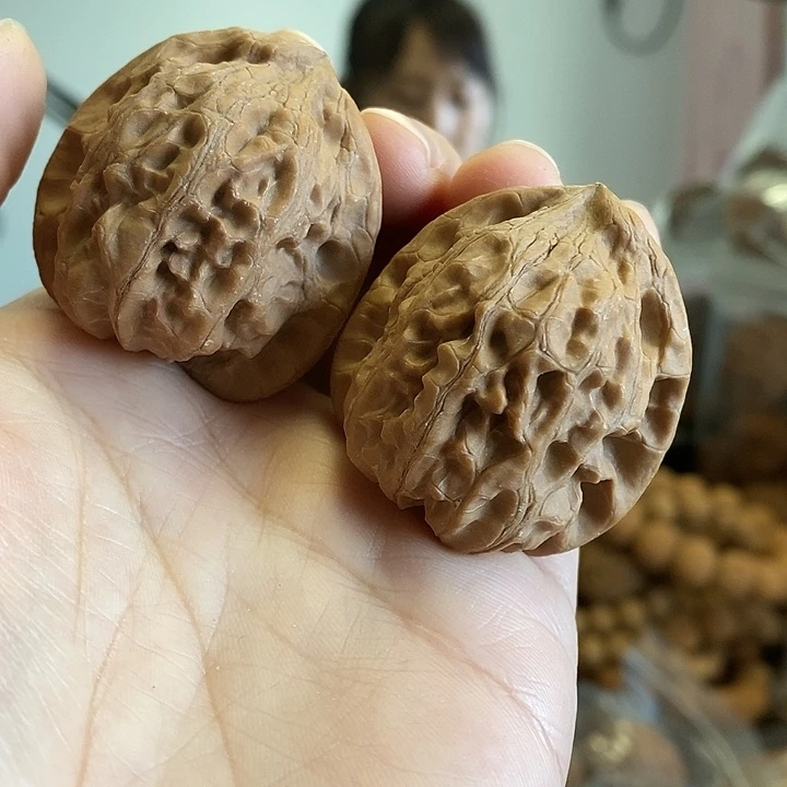 文玩核桃把件37蜡皮靠山王小众
