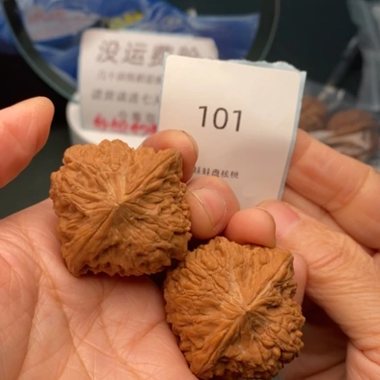 文玩核桃把件40全品和尚头101