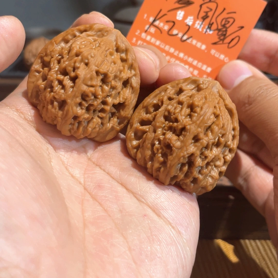文玩核桃吊坠43高炮南疆石全品毕业对
