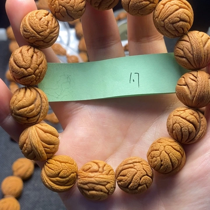 吊坠桃核秦岭山野生桃核