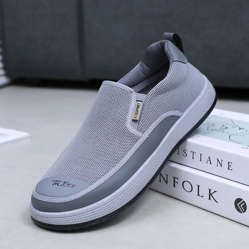 2025春季新款老北京布鞋休闲鞋轻便男士开车专用鞋防滑耐磨爸爸鞋