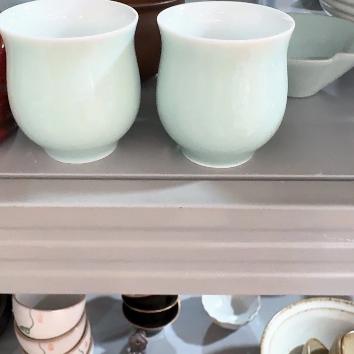 主人杯一个，瓷。。品茗瓷