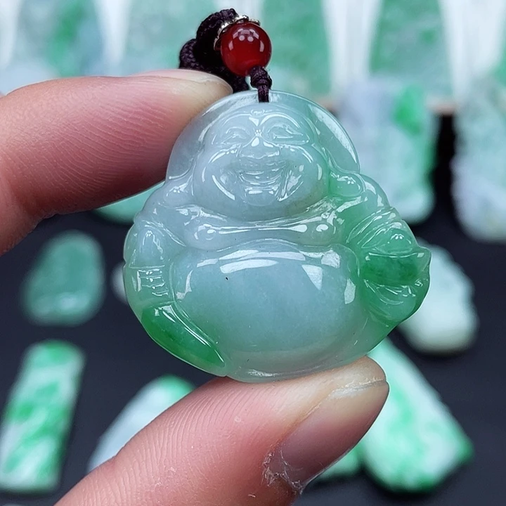 翡翠颈饰未镶嵌翡翠吊坠
