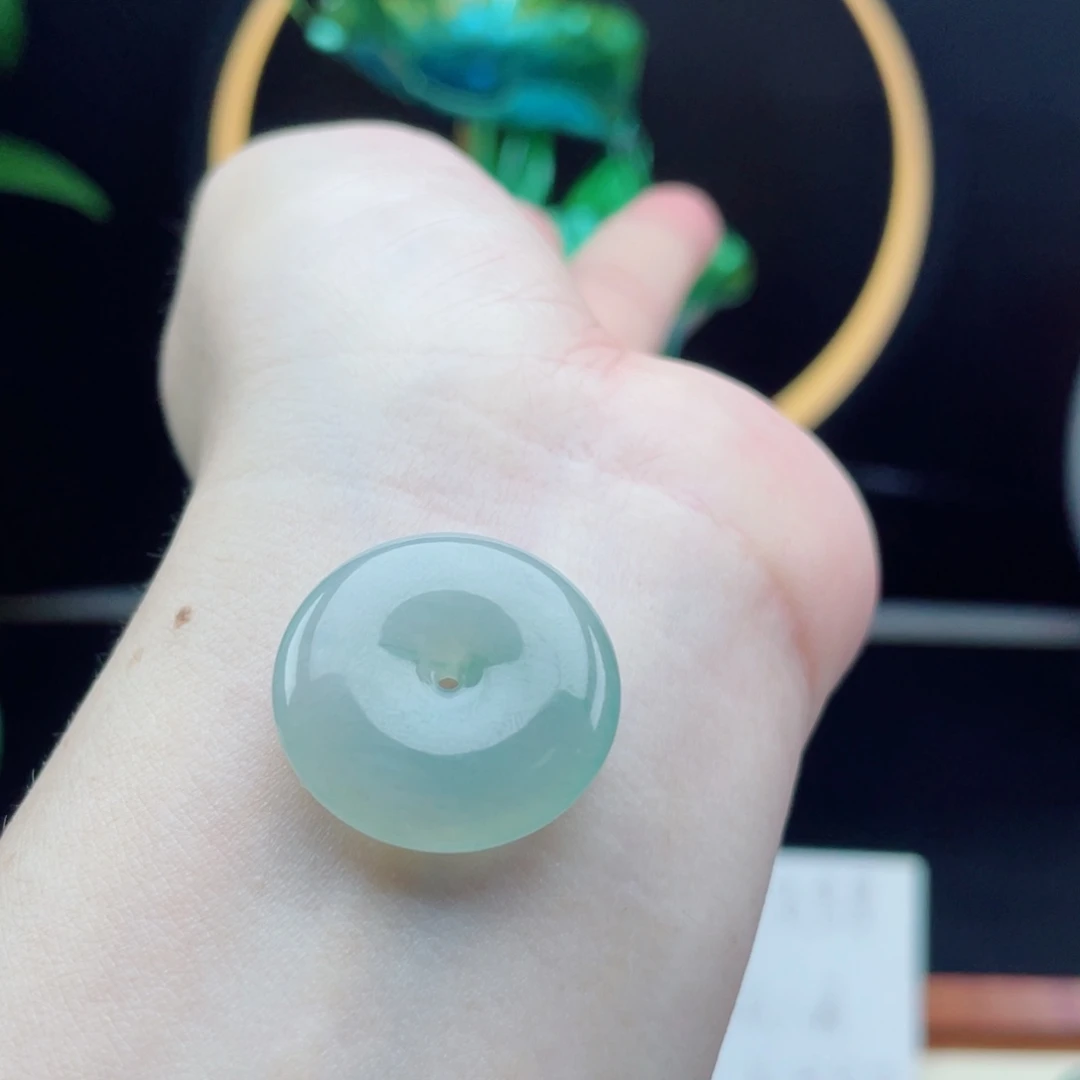 翡翠未镶嵌颈饰佳**＊67964646