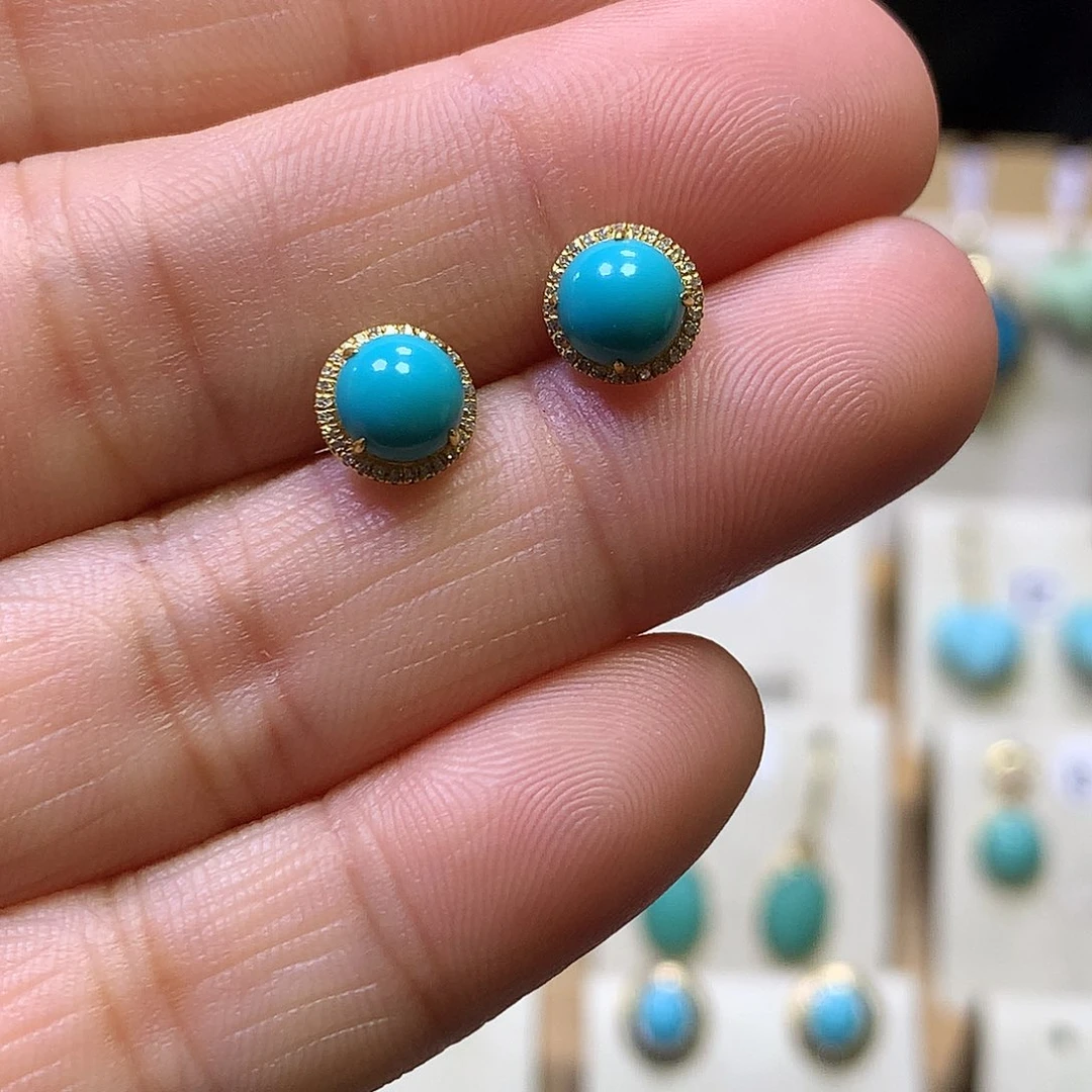 绿松石18K金镶嵌耳钉