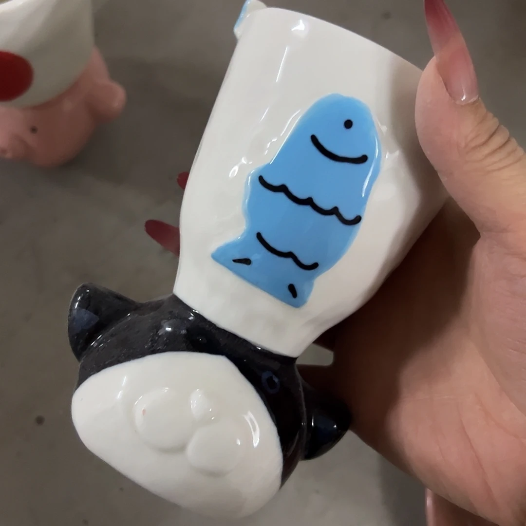 陶微瑕猫杯子一个哈哈