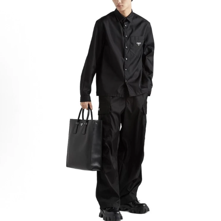 99新 Prada/普拉达 5981/黑色Logo三角标宽松长袖防晒衬衫/XL码