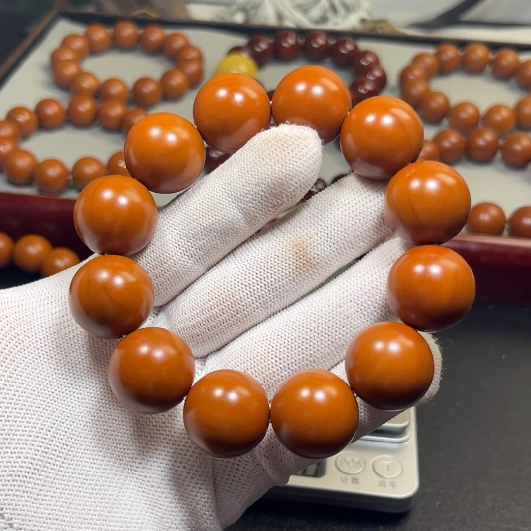 用***3吊坠橄榄核2.0+树王精品铁核