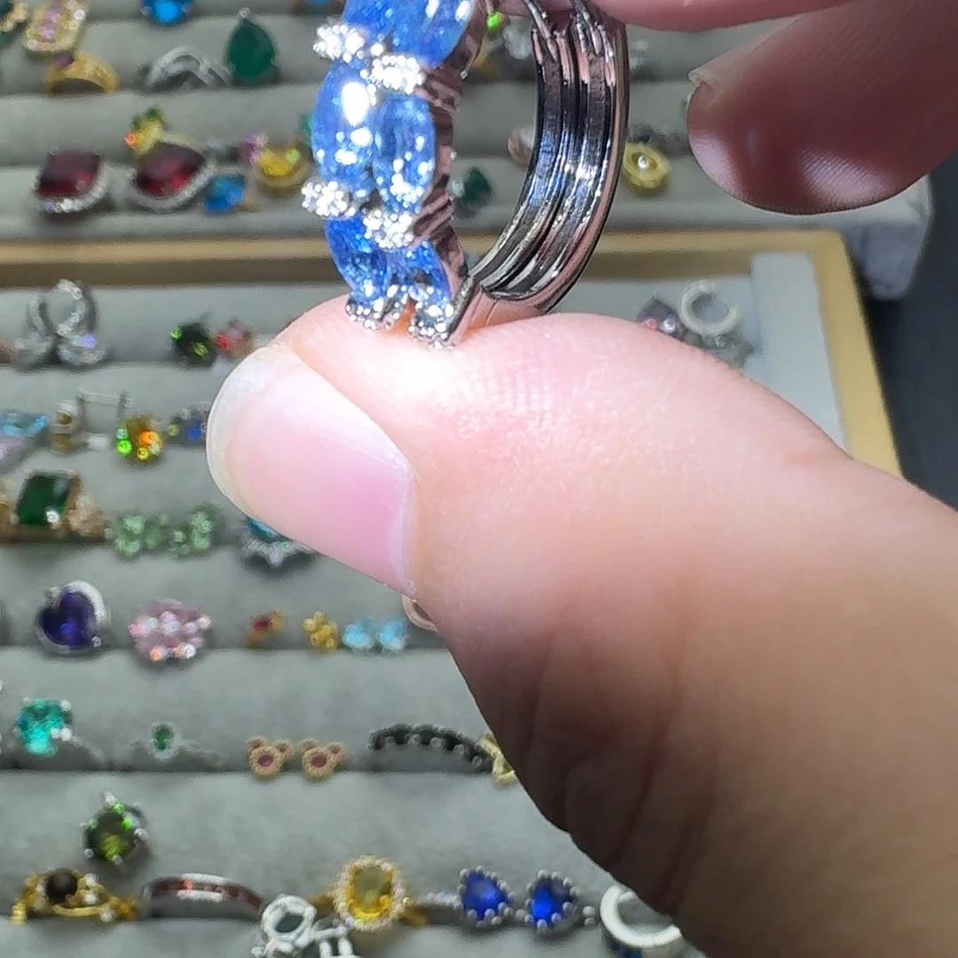 银S925镶嵌水晶戒指