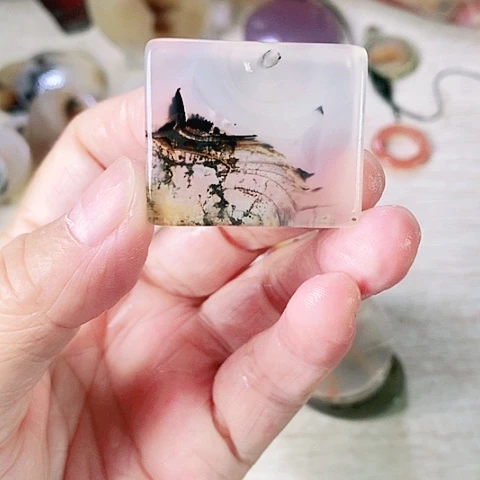 玛瑙/玉髓颈饰未镶嵌天**月
