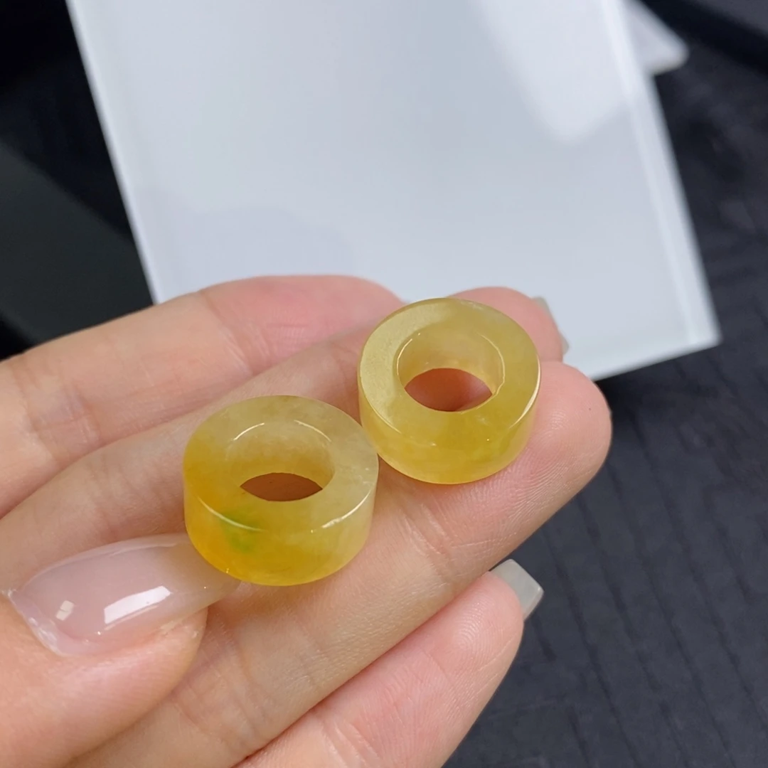 翡翠未镶嵌耳饰黄翡路路通