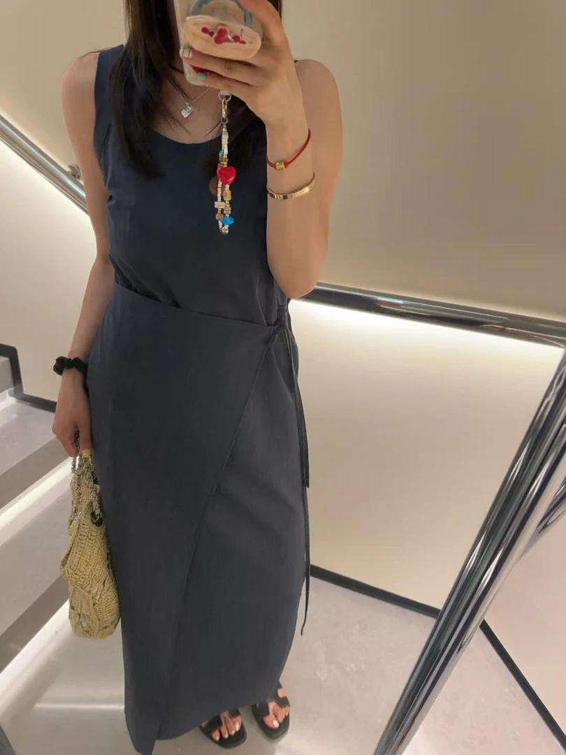 东大门GI假两件屁帘无袖连衣裙NO退375