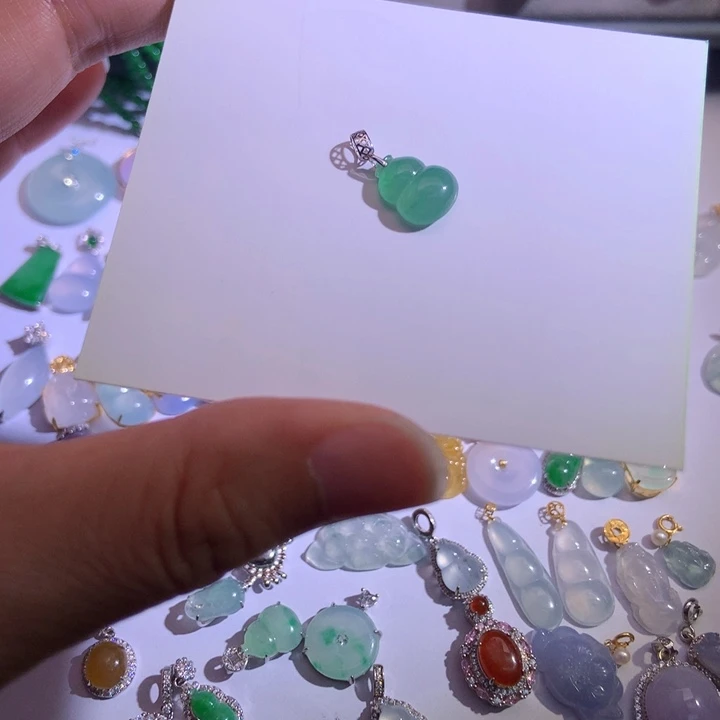 翡翠散珠qwqwwwww