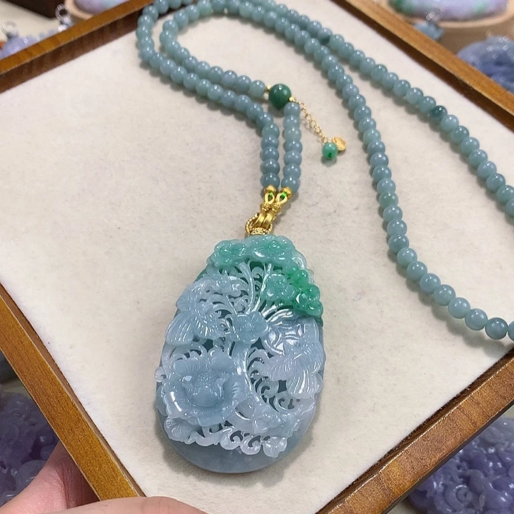 翡翠未镶嵌颈饰翡翠吊坠