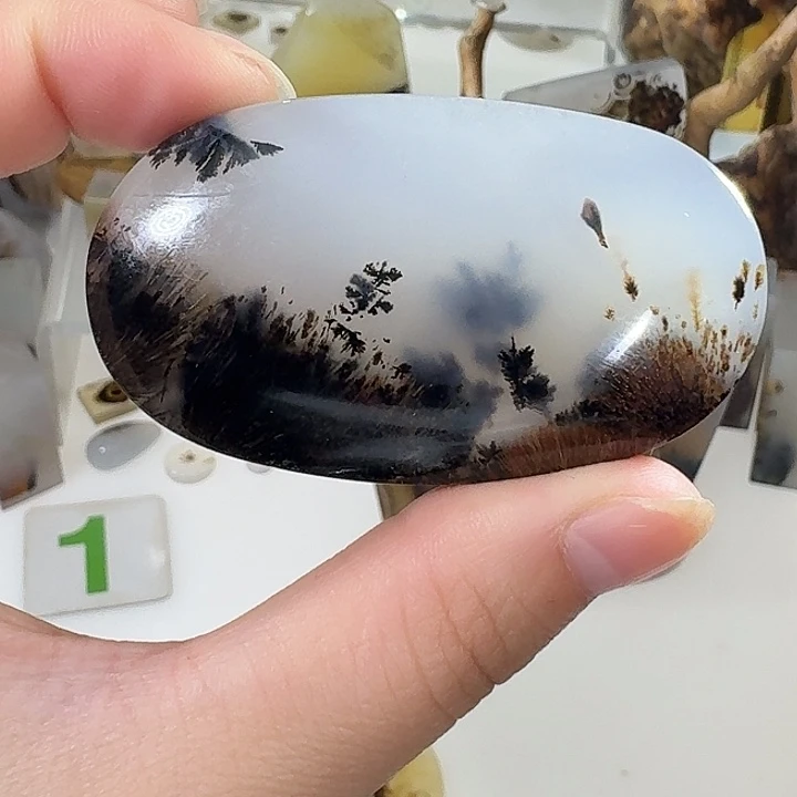 玛瑙/玉髓未镶嵌珠宝奇石