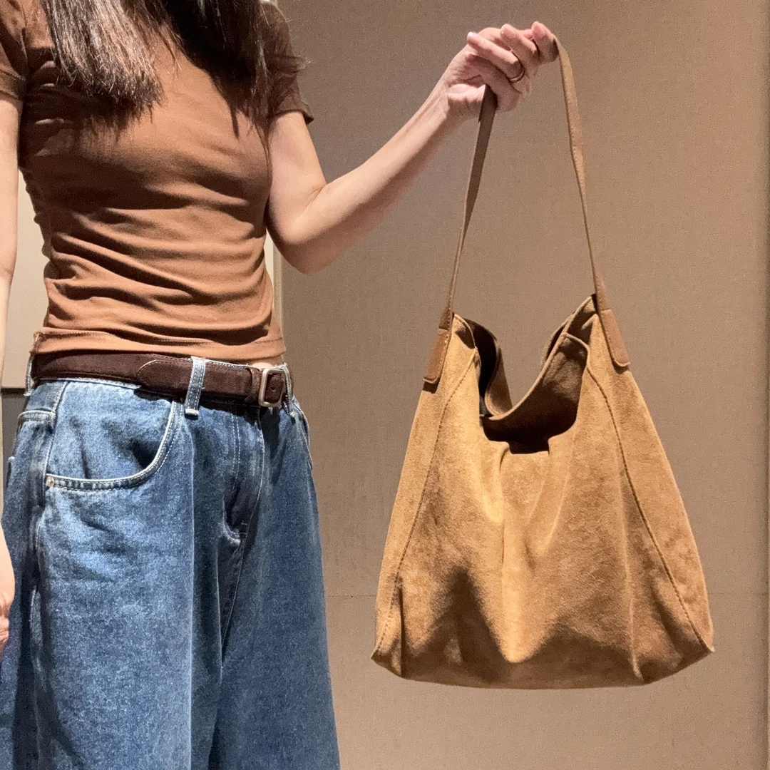 B韩系松弛大容量复古麂皮磨砂质感休闲拼接托特百搭小众ins