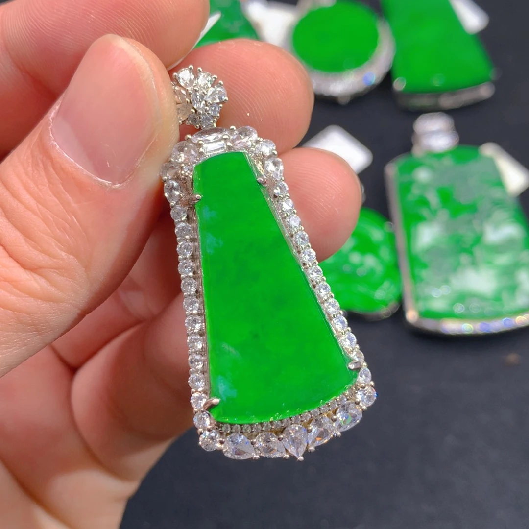 翡翠颈饰银S925镶嵌111111111111