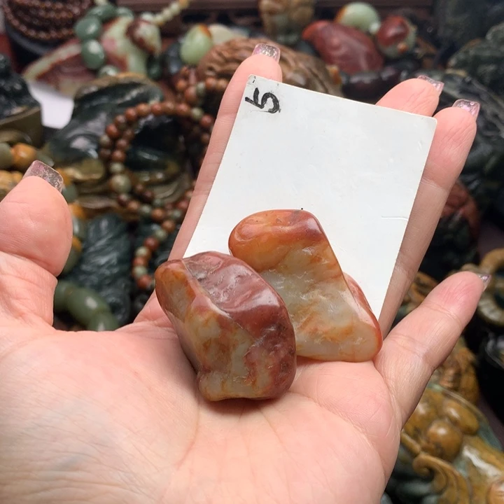 岫岩河磨玉（透闪石质玉）把件未镶嵌