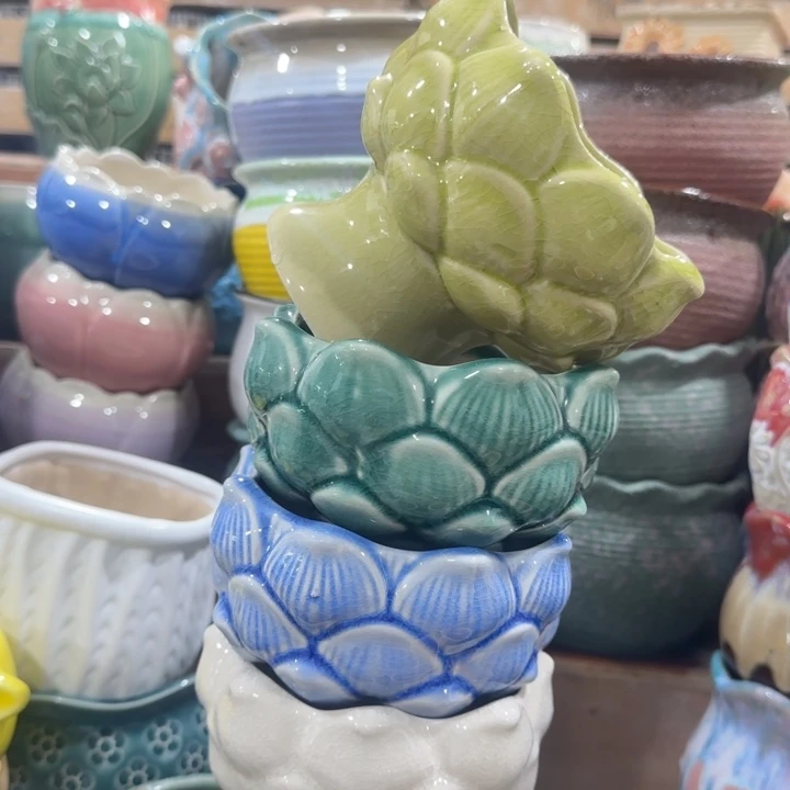 凑9块包邮，有孔，陶瓷花盆