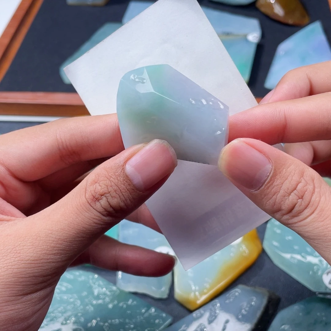 定制翡翠未镶嵌小挂件料