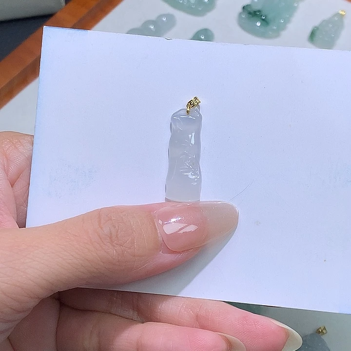 颈饰18K金镶嵌翡翠36