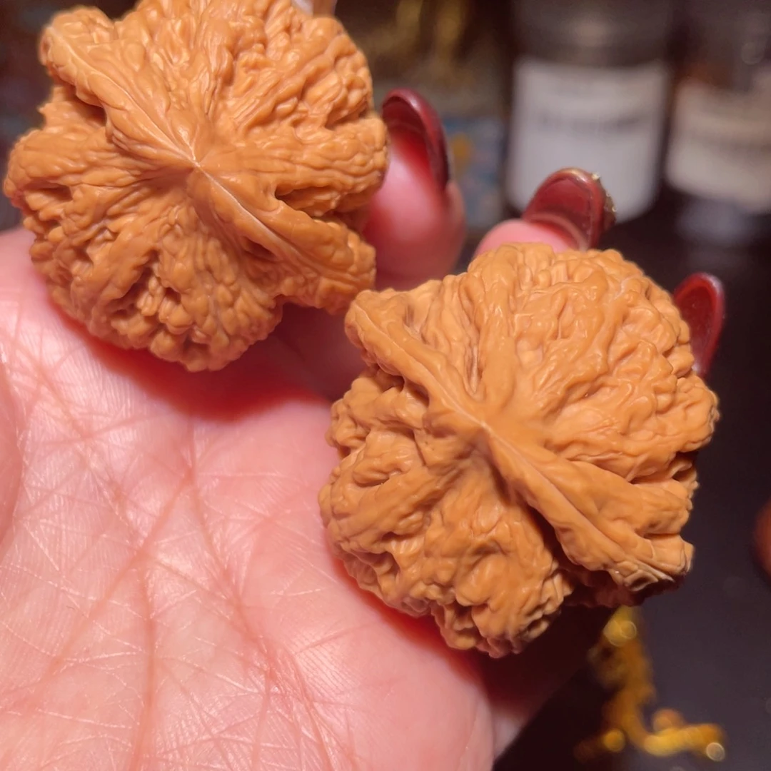 【闪购商品】文玩核桃把件大粗筋