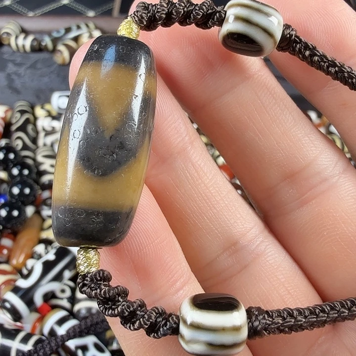 玛瑙/玉髓（覆膜）未镶嵌吊坠(不含链)