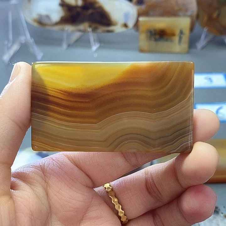 玛瑙/玉髓未镶嵌珠宝半成品