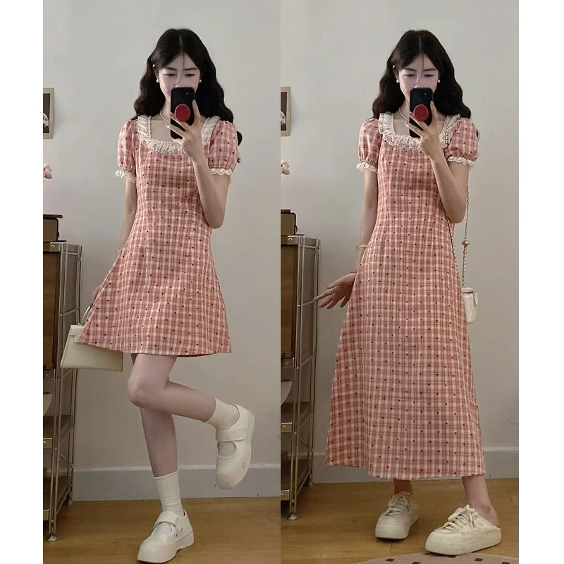 大码【安妮日记】胖mm法式复古方领红格爱心花边俏皮连衣裙女
