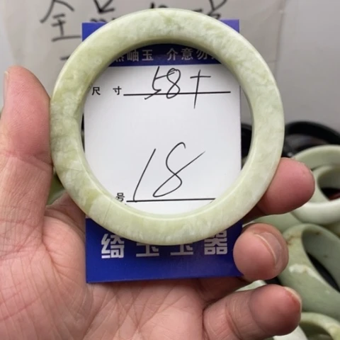 未镶嵌蛇纹石玉手镯
