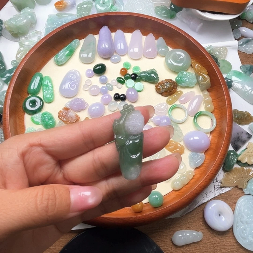 颈饰未镶嵌翡翠66666666