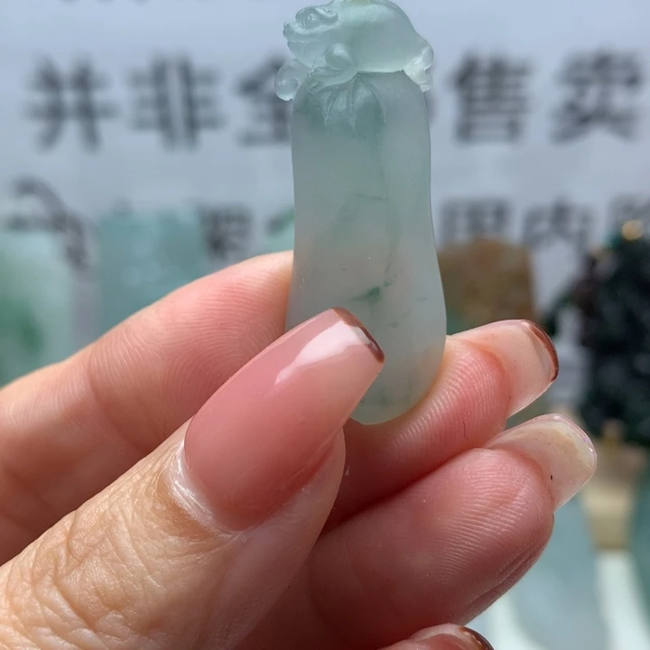 定制翡翠未镶嵌天然翡翠