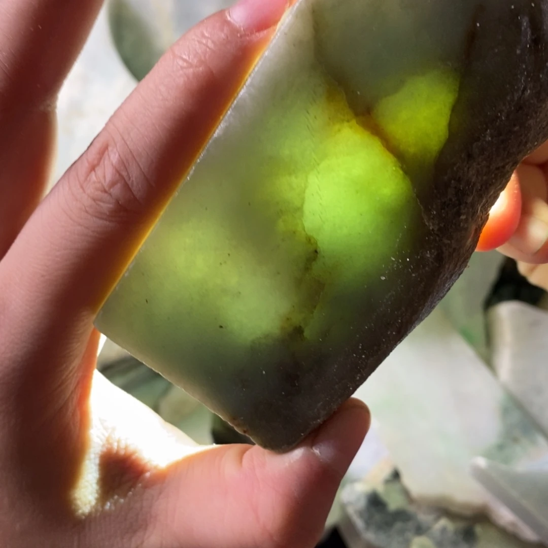 颈饰未镶嵌翡翠天然翡翠