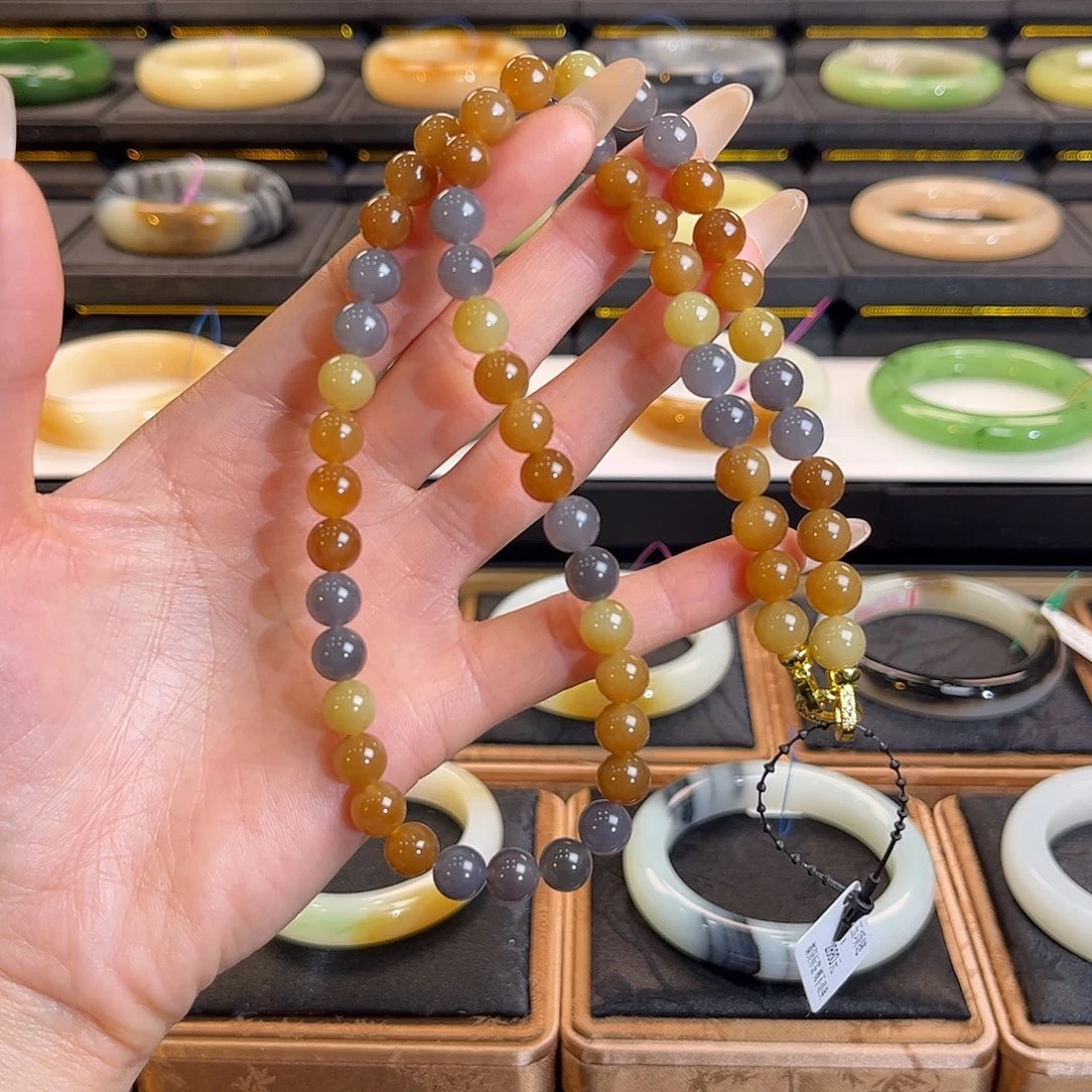 和田玉未镶嵌颈饰卡8