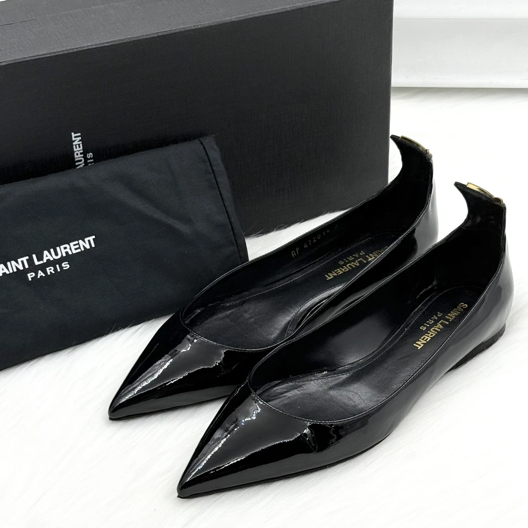 99新 YSL/圣罗兰 漆皮尖头Y字设计单鞋 37码 公价7k g233