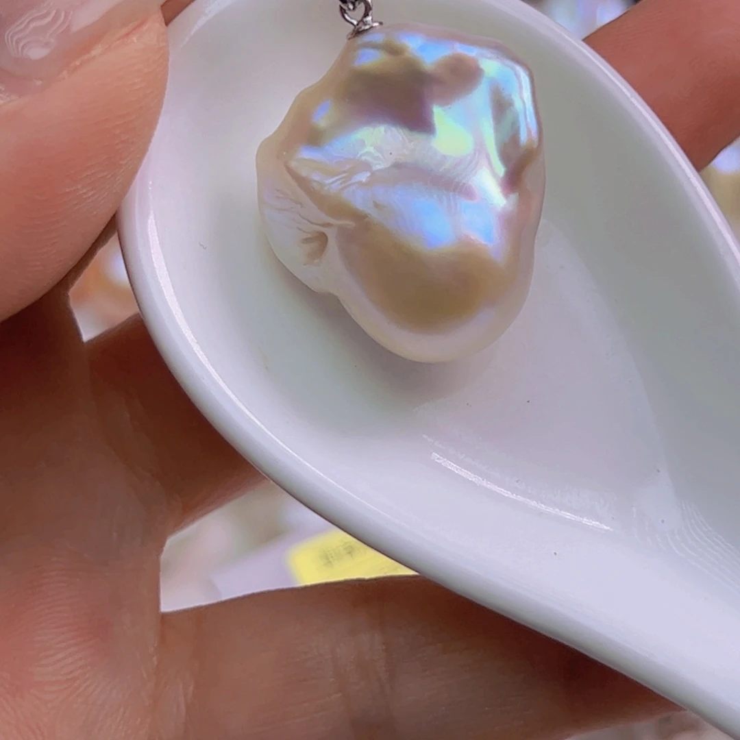 淡水珍珠未镶嵌吊坠(赠链)