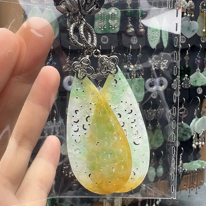 玉***曦翡翠银S925镶嵌耳饰