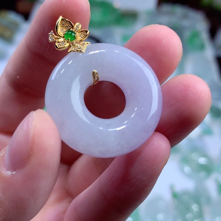 翡翠颈饰未镶嵌天然A货