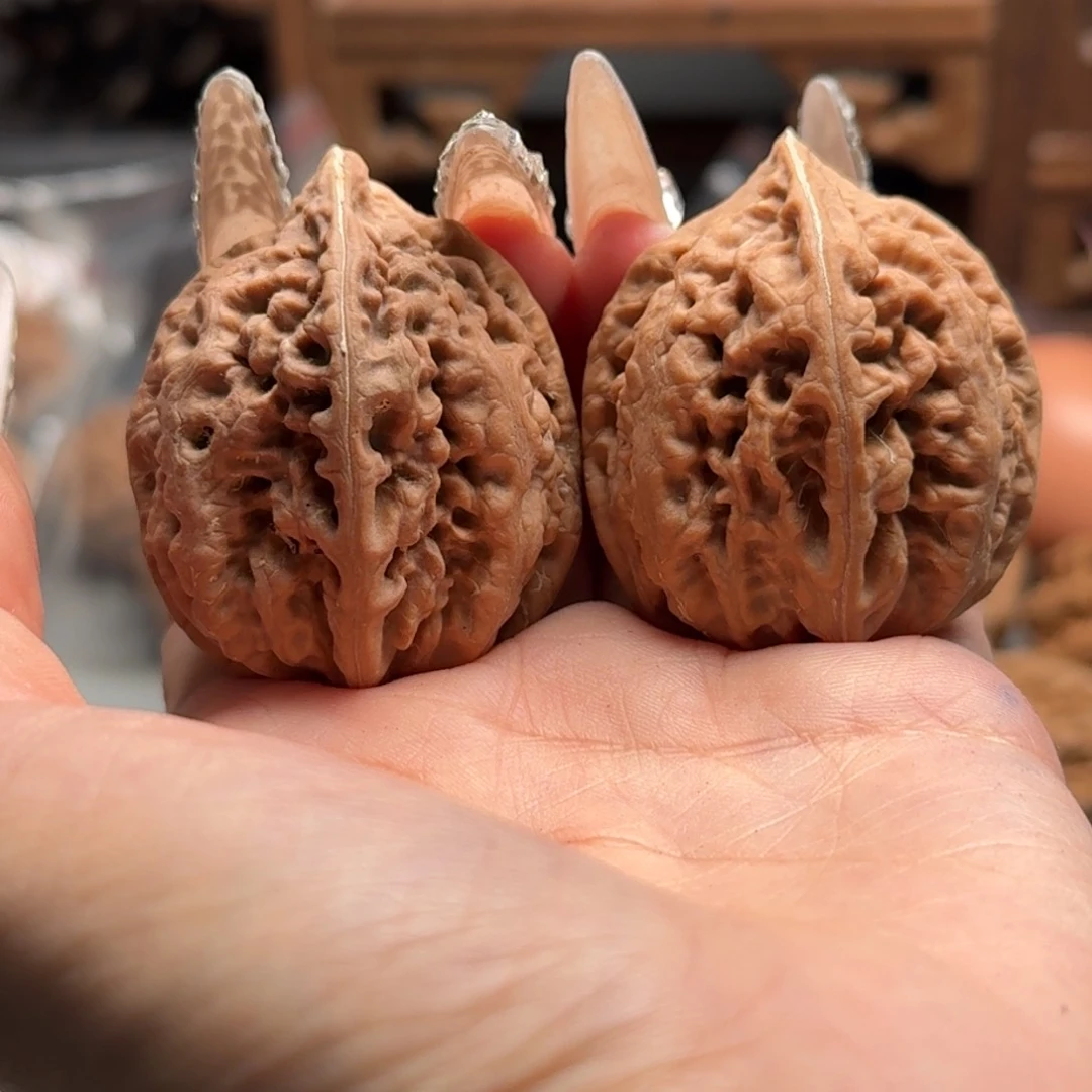 文玩核桃把件关东木子楸百核162