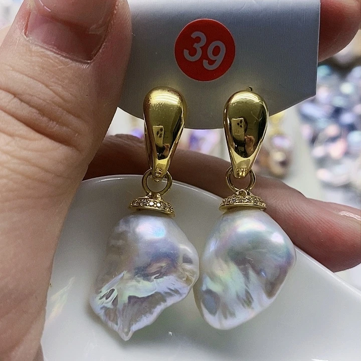 银S925镶嵌耳饰淡水珍珠