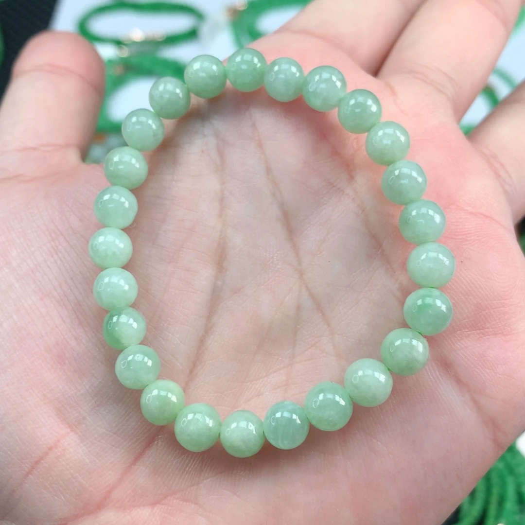 翡翠手链未镶嵌翡翠