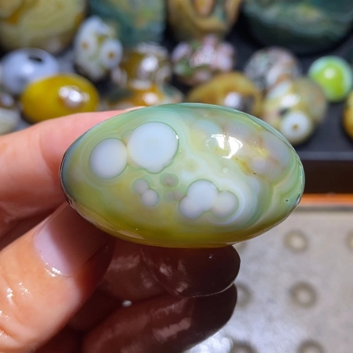 未镶嵌玛瑙/玉髓珠宝半成品137