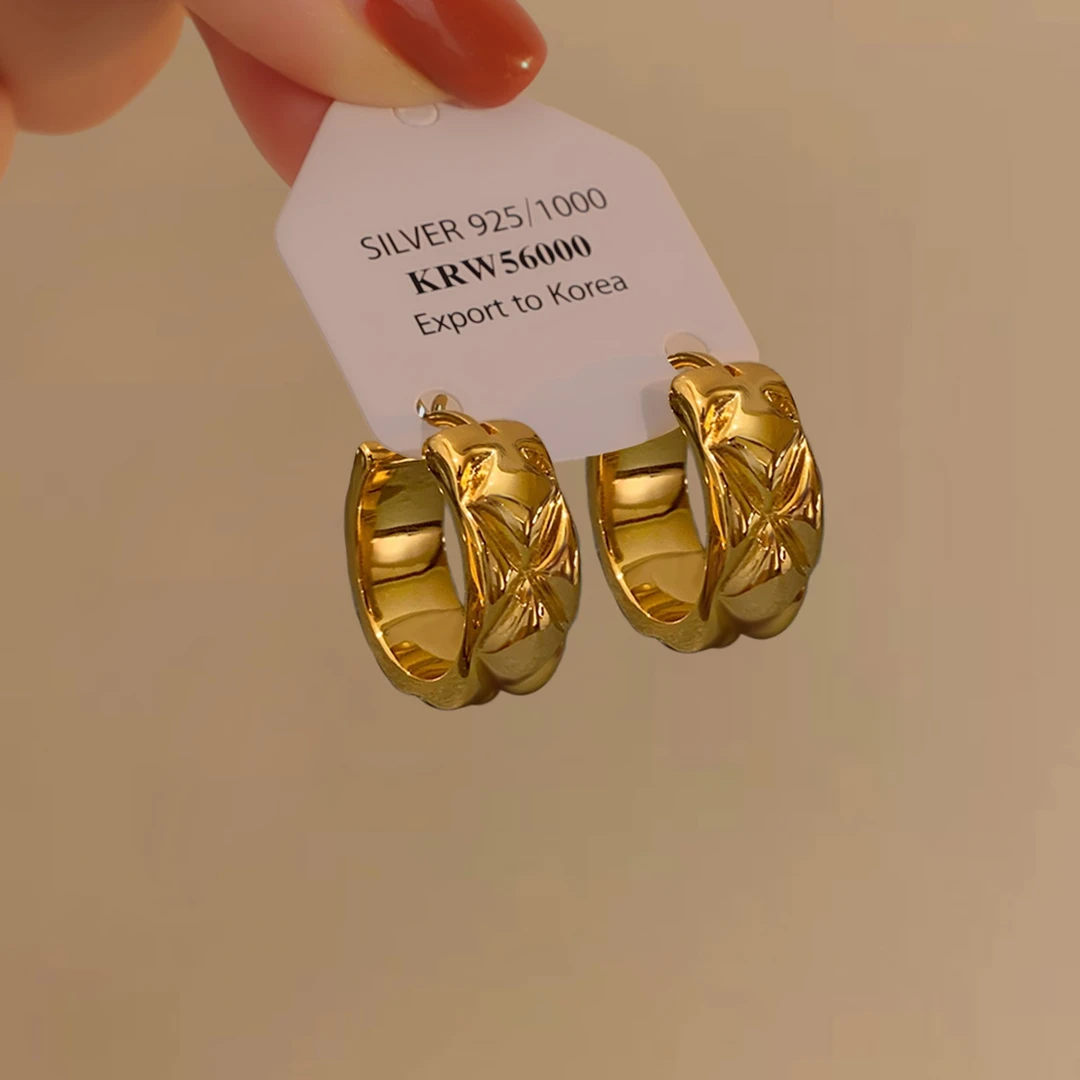 合金耳饰 欧美金属菱格耳环轻奢高级感复古波浪纹耳扣金色耳饰