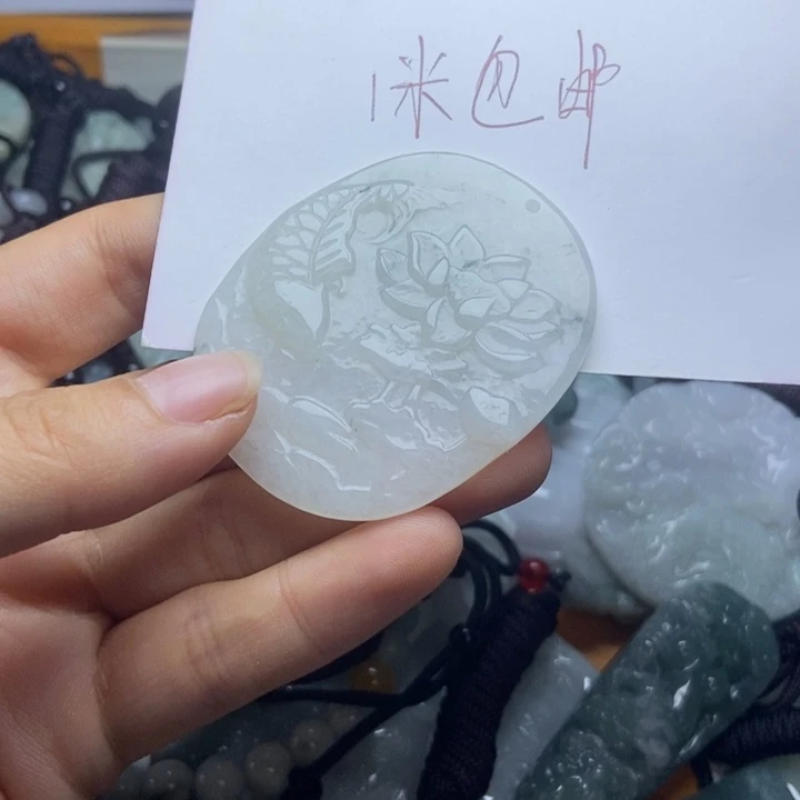 翡翠未镶嵌颈饰晓*心翡翠